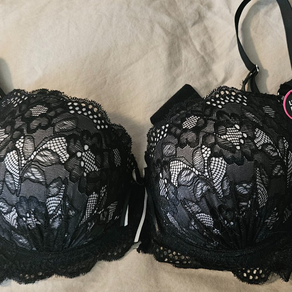 Fredricks of Hollywood Bra 38C